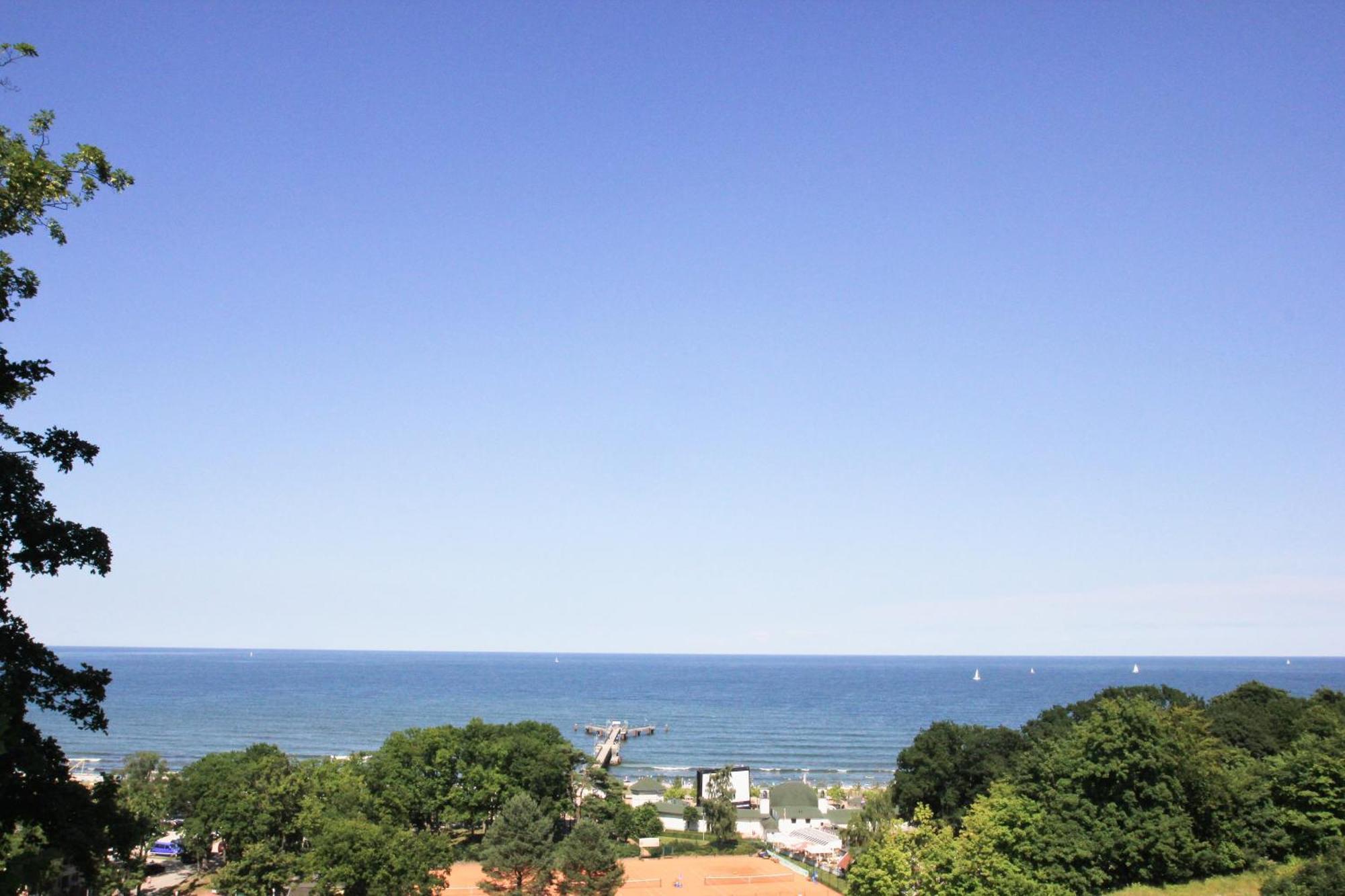 Terrasse, Gratis Nutzung Vom Ahoi Erlebnisbad Und Sauna In Sellin - Meeresblick Fewo 32 ゲーレン エクステリア 写真